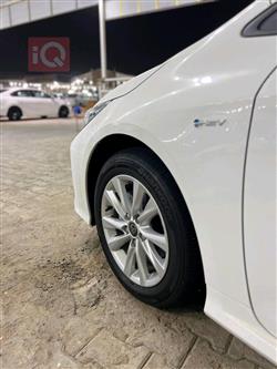 تۆیۆتا کۆرۆلا